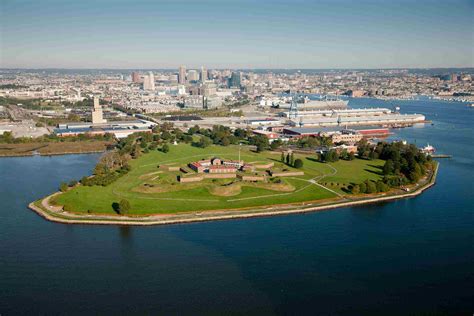 Fort McHenry Photographs | Images of Site of War of 1812 Battle