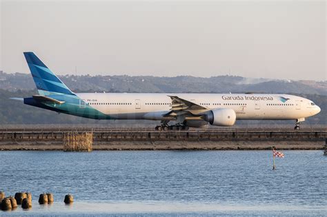 Boeing 777 Garuda Indonesia