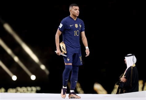 Kylian Mbappe considering PSG exit after World Cup defeat, Real Madrid ...