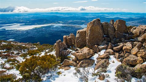 The Pinnacles rock on the top of mount Wellington, Hobart, Tasmania, Australia | Windows ...