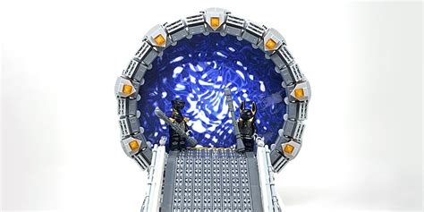 Stargate Meticulously Recreated With LEGO Is Super Accurate To Show