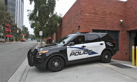 Burbank to tackle police staff shortage with new recruitment plan - Los Angeles Times