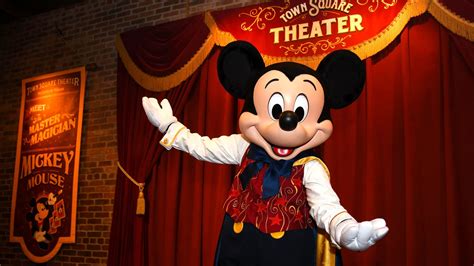 Meet Mickey Mouse at Town Square Theater - InFantasyCare