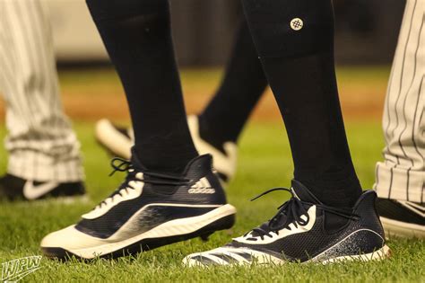 What Pros Wear: Aaron Judge’s Adidas Icon Bounce V Cleats - What Pros Wear