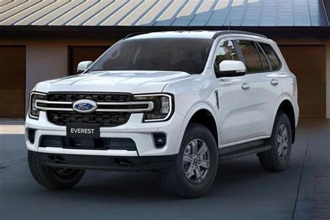 2022 Ford Everest has five variants including Ambiente, Trend