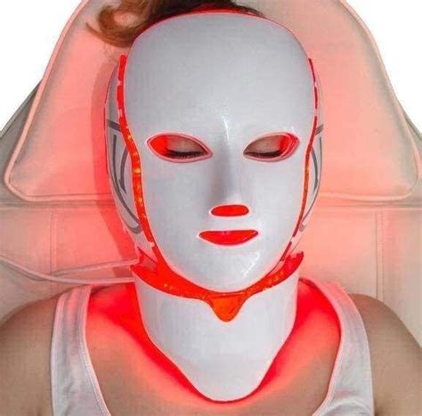 DermaLight™ LED Light Therapy Face and Neck Mask | Led light therapy mask, Light therapy mask ...