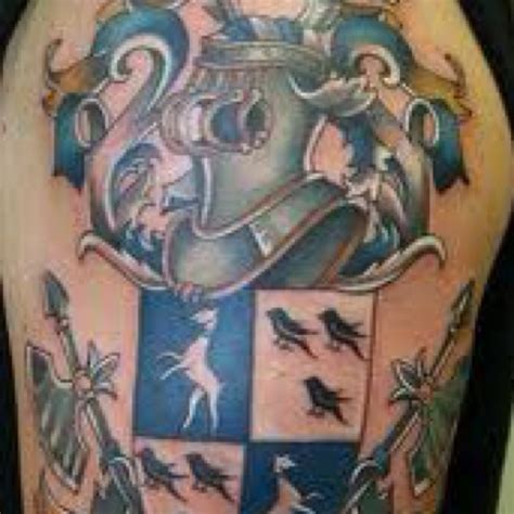 197 best images about Coat of Arms / Crest Tattoos on Pinterest | Lion ...