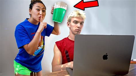 SLIME PRANK ON STEPHEN SHARER!! - YouTube