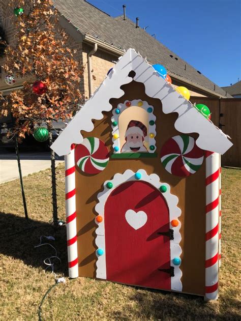 Outdoor Gingerbread House | Christmas decorations diy outdoor, Gingerbread christmas decor ...