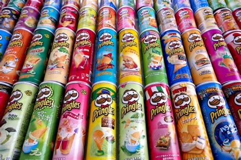 40 Different Flavors of Pringles Available in Japan and its Crazy AF! - For Urban Women ...