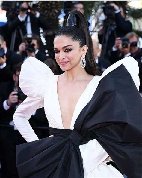 Deepika Padukone wows at Cannes 2019 | Filmfare.com