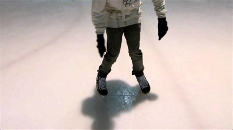 How To Ice Skate Backwards : How To Skate Backwards The Best Basic Backward Skating Tutorial ...