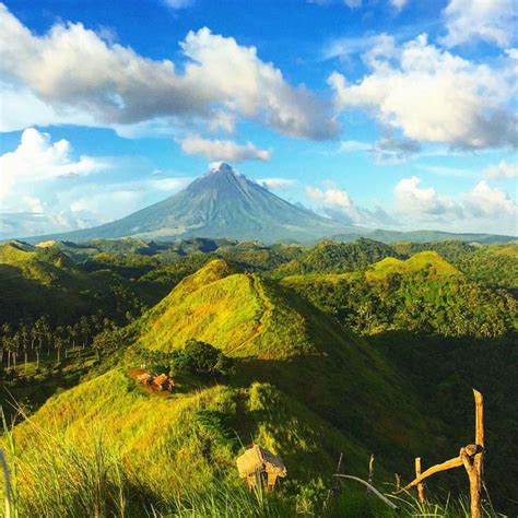 Top 10 Tourist Spots in Albay | Tourist Spots Finder