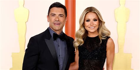 Kelly Ripa & Mark Consuelos Say ‘I Don’t’ to Renewing Their Wedding Vows | Kelly Ripa, Mark ...