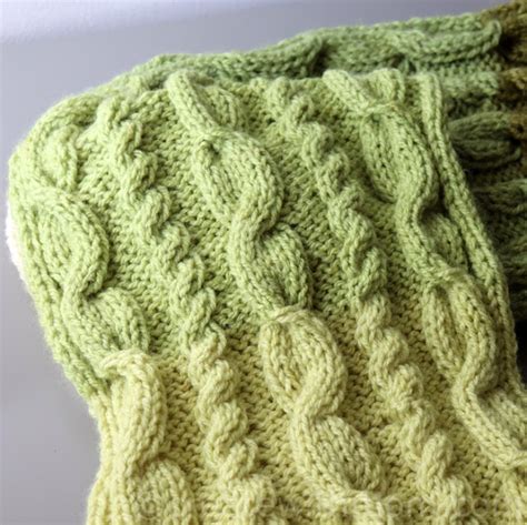 Create With Mom: Cable Stitch Knit Scarf