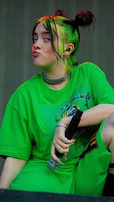 Billie Eilish Green Hair Wallpapers - Top Free Billie Eilish Green Hair ...