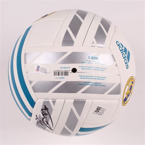 Ronaldo Signed Real Madrid CF Logo Soccer Ball (Beckett COA) | Pristine Auction