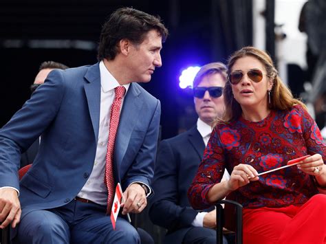 Canada’s PM Justin Trudeau and his wife Sophie announce separation | News | Al Jazeera