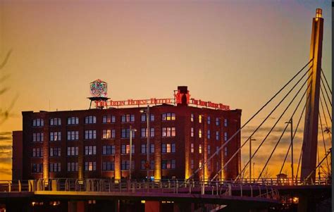 The Iron Horse Hotel in Milwaukee (WI) - Room Deals, Photos & Reviews