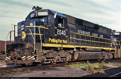 SCL 2040 Seaboard Coast Line EMD SD45 at Columbia, South Carolina by TC ...