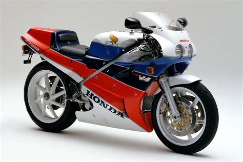 Moto del día: Honda VFR 750 R (RC30) | espíritu RACER moto