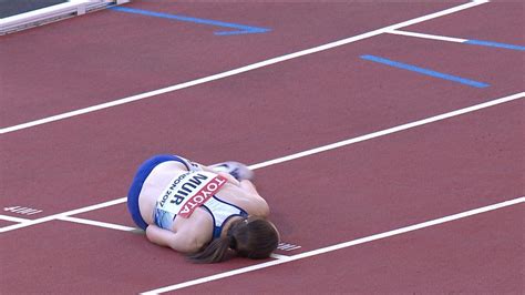 World Athletics Championships 2017: GB's Laura Muir qualifies for 5000m final - BBC Sport