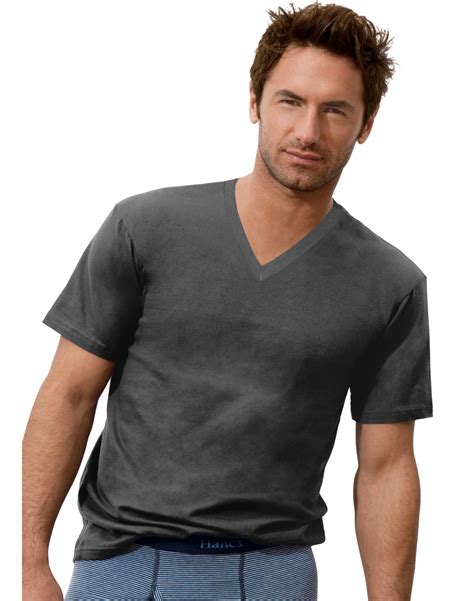 Hanes Classics Men's Comfort Cool TAGLESS® V-Neck T-Shirt