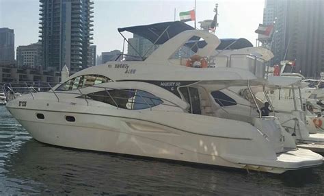 Yacht Charter: Majesty 50 foot for up to 20 people from only AED 575 ...