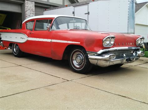 Rusty But Nice: 1958 Pontiac Chieftain | Barn Finds