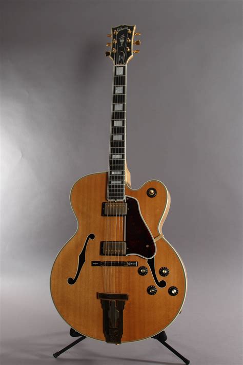 1982 Gibson L5-CES Archtop Electric Guitar Natural | Guitar Chimp