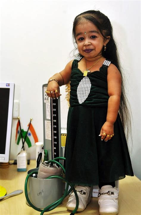 eNLokam: Jyoti Amge the shortest woman in the world!