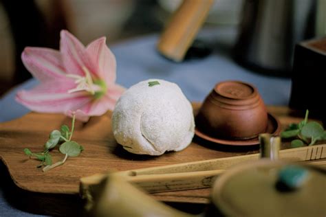 Mochi tradition and microwave-free recipe for the Japanese new year - Elle of a Kind