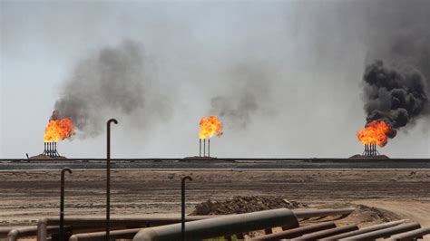 Basra oil reduces crude production in a field - Shafaq News