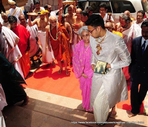 Ceremony of Yaduveer Wadiyar as Maharaja of Mysore - Photos,Images,Gallery - 15199