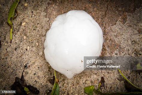 Largest Hailstone Photos and Premium High Res Pictures - Getty Images