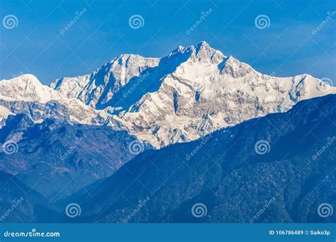 Kangchenjunga Mountain View Stock Image - Image of kangchenjungha ...