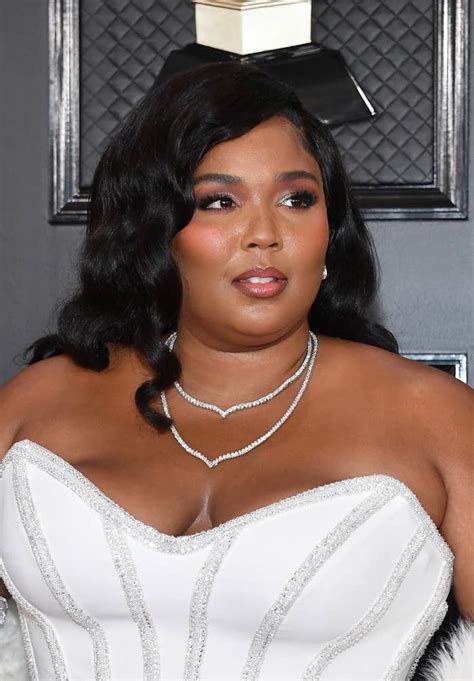 Lizzo Crying After Beyoncé Wished Her A Happy Birthday Is Honesty A ...