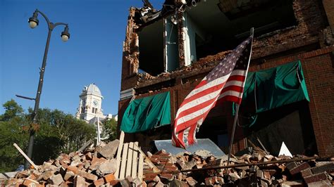 Iowa tornadoes hit unexpectedly, causing damage and at least 17 injuries | khou.com