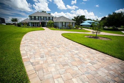 Why Homeowners Prefer Paver Driveways Over Concrete - Flex House - Home Improvement Ideas & Tips