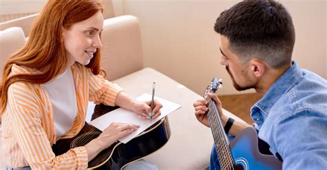 Songwriting Tips, Techniques & Ideas for Beginner Songwriters