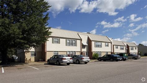 Cedarwood Manor - Apartments in Highland Springs, VA | Apartments.com