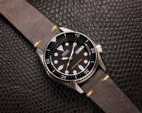 Seiko SKX013 "Seiko Style" Lumed Sapphire Bezel Insert- Black – L.C.B.I