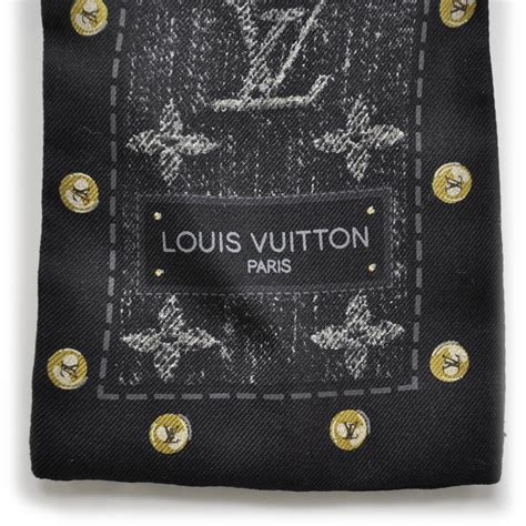 LOUIS VUITTON Silk Monogram New Denim Bandana Black 25630