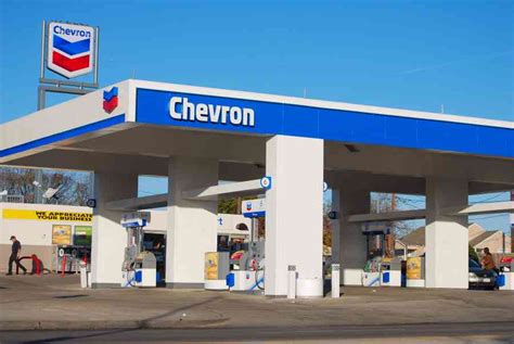 Chevron Gas Station - Brian Humek Photography