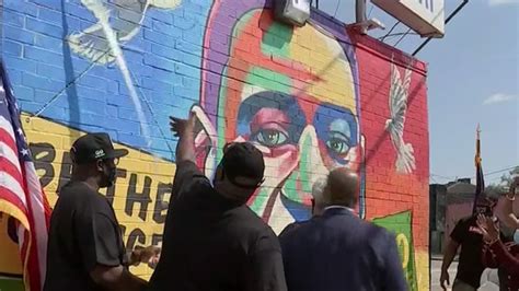 George Floyd mural unveiled in his hometown of Houston on week of his birthday