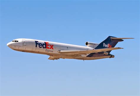 Amateur Aviation Photography: A Special Day - FedEx Boeing 727 arrives ...