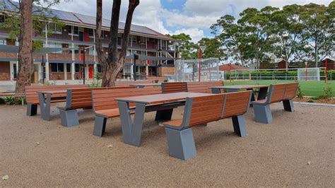 Outdoor furniture options for schools - SchoolNews - Australia