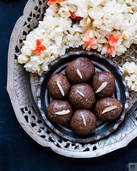 Ragi Laddu Recipe - Nachani or Finger Millet Ladoo made with Jaggery