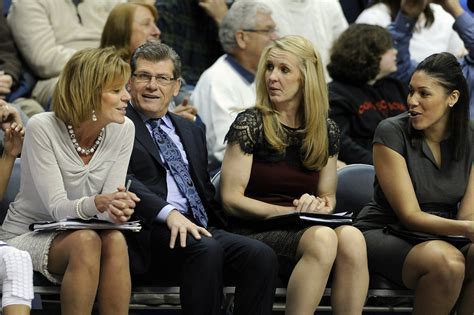 Labor Dept: Women basketball coaches at UConn were underpaid | AP News