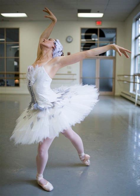 These ‘Swan Lake’ Costumes for Boston Ballet Are Classically Elegant ...